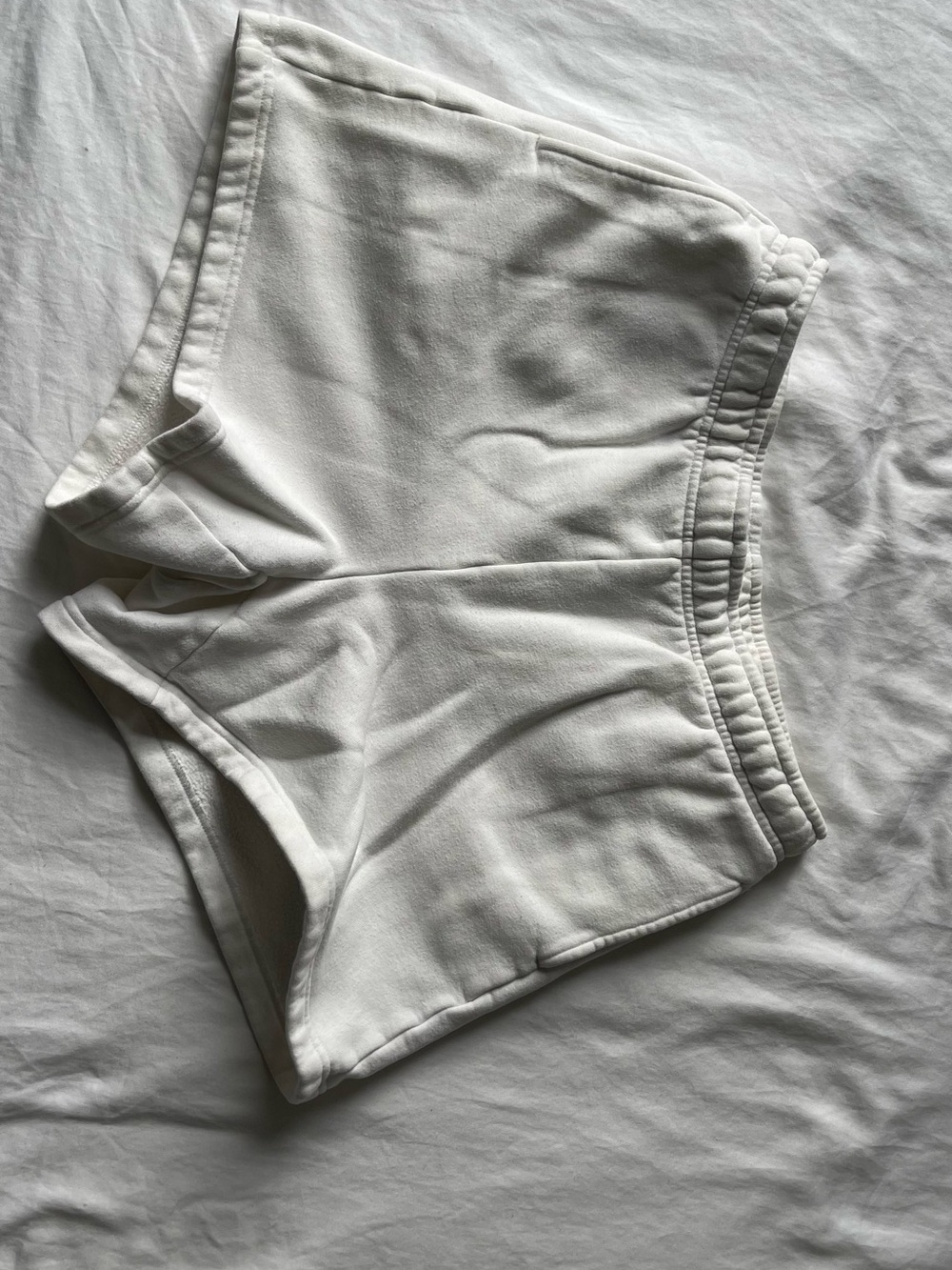 Aritzia TNA Cozy Fleece White Lounge Shorts